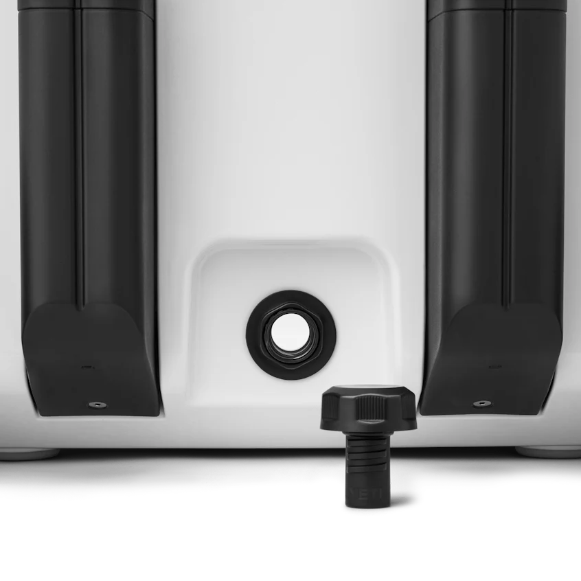 Roadie® Wheeled Cool Box BestDam⢠Drain Plug - Image 2
